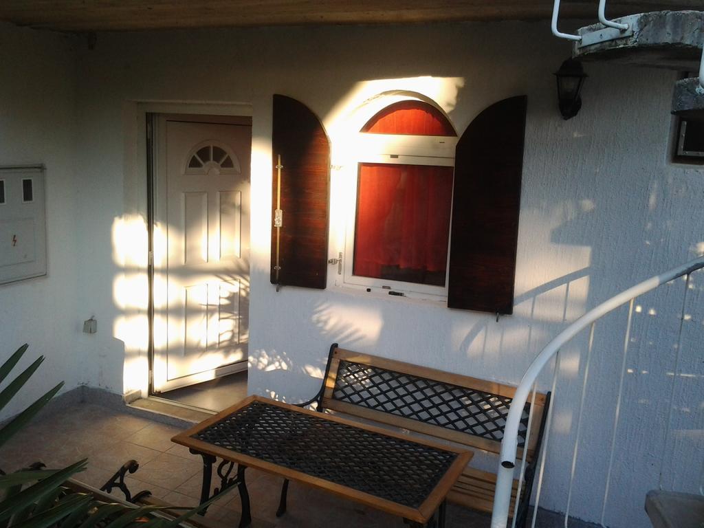 Apartmani Marija Starigrad Paklenica Exterior foto