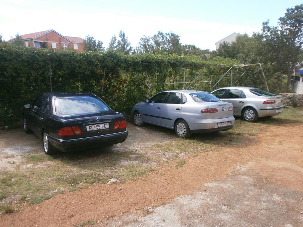 Apartmani Marija Starigrad Paklenica Exterior foto