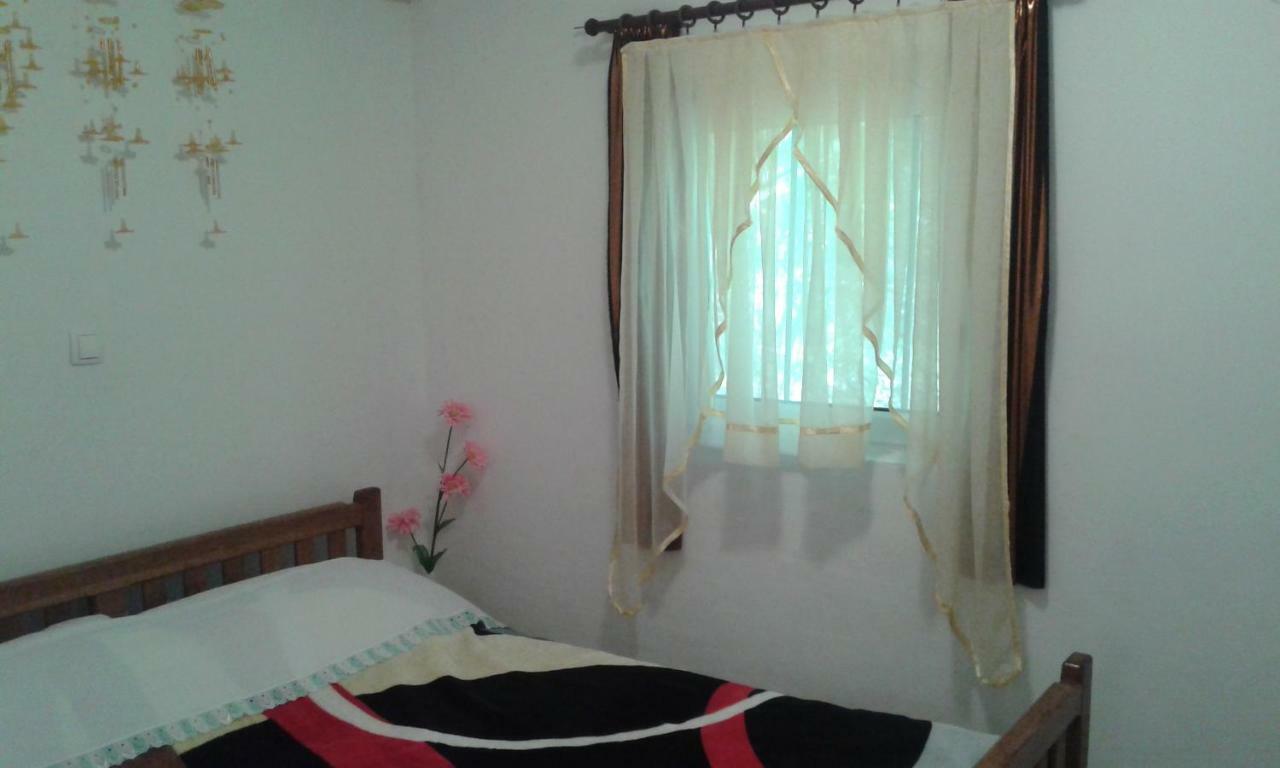 Apartmani Marija Starigrad Paklenica Exterior foto