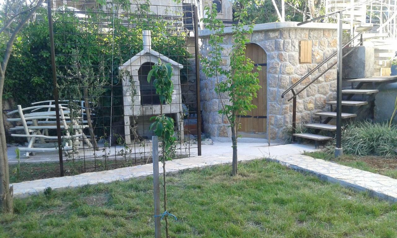 Apartmani Marija Starigrad Paklenica Exterior foto