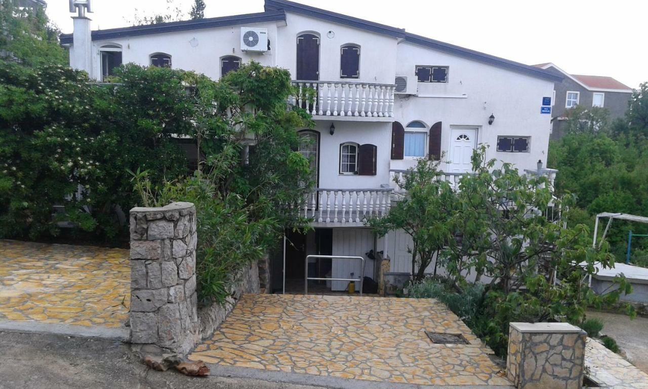 Apartmani Marija Starigrad Paklenica Exterior foto